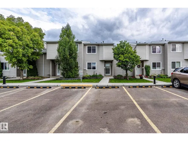 #4 3221 119 ST NW, Edmonton, Alberta T6J5K7