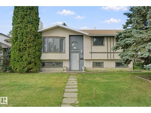 5928 11 AV NW NW, Edmonton, Alberta T6L3A6
