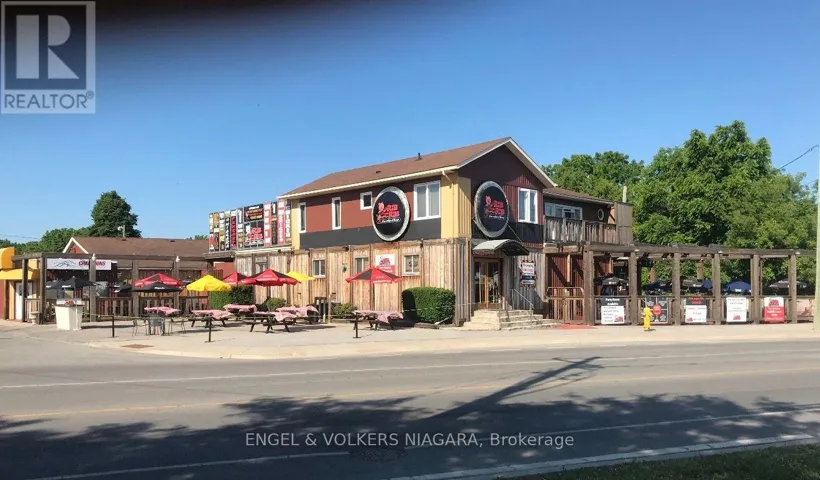 106 LAKEPORT ROAD, St. Catharines (Port Dalhousie), Ontario L2N4R1