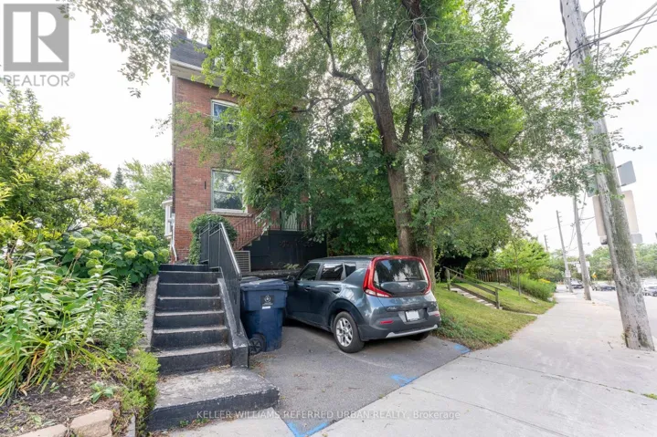 UPPER - 431 KINGSTON ROAD, Toronto (The Beaches), Ontario M4L1V2