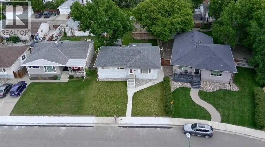 2129 9A Avenue S, Lethbridge, Alberta T1J1X9