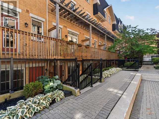 108 - 400 HOPEWELL AVENUE, Toronto (Briar Hill-Belgravia), Ontario M6E2S2