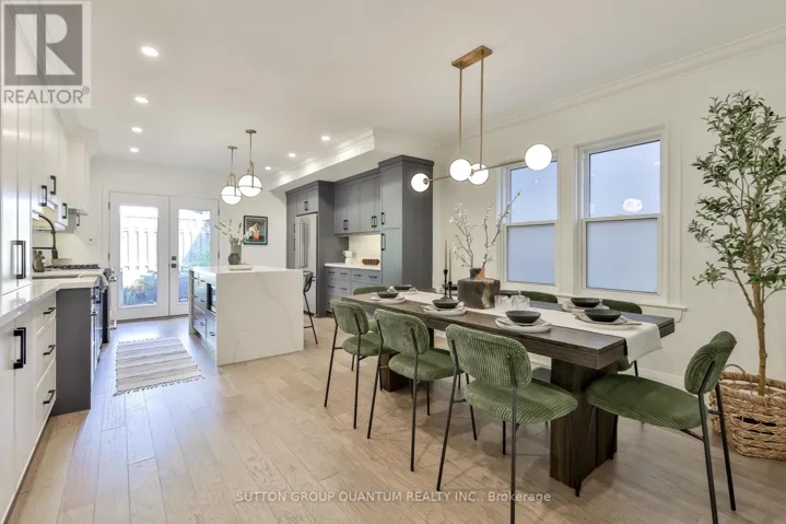 110 CASTLEFIELD AVENUE, Toronto (Yonge-Eglinton), Ontario M4R1G4