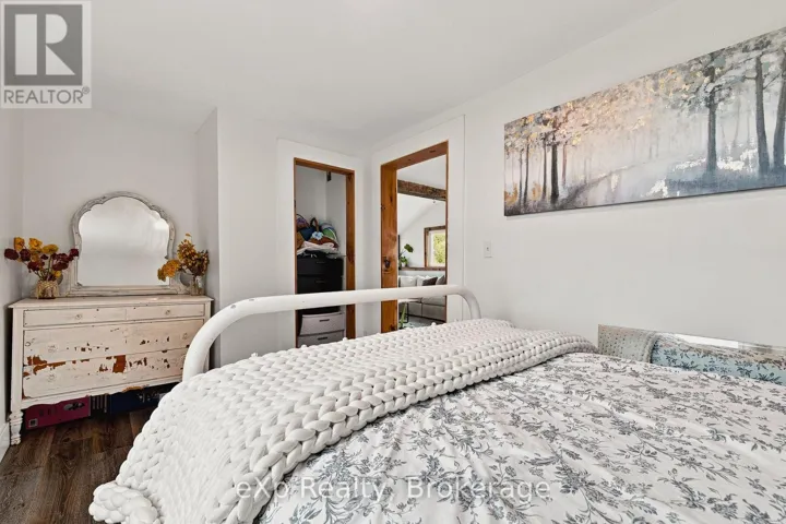 780