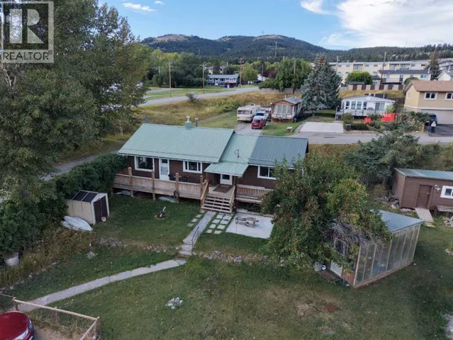 8602 21 Avenue, Coleman, Alberta T0K0M0