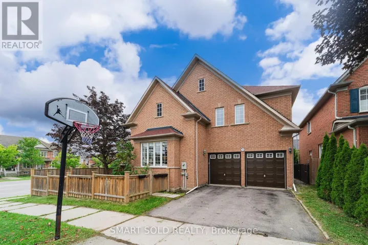 16 COURTNEY CRESCENT, Richmond Hill (Jefferson), Ontario L4E4B9
