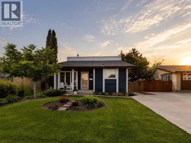 32 Haliburton Crescent, Red Deer, Alberta T4N6K3