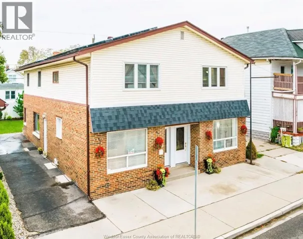 1637 Drouillard Unit# Lower, Windsor, Ontario N8Y2S4