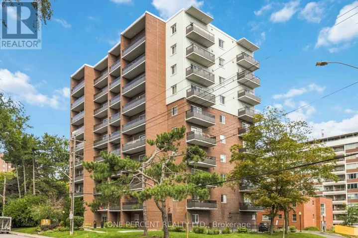 1005 - 15 ELIZABETH STREET N, Mississauga (Port Credit), Ontario L5G2Z3