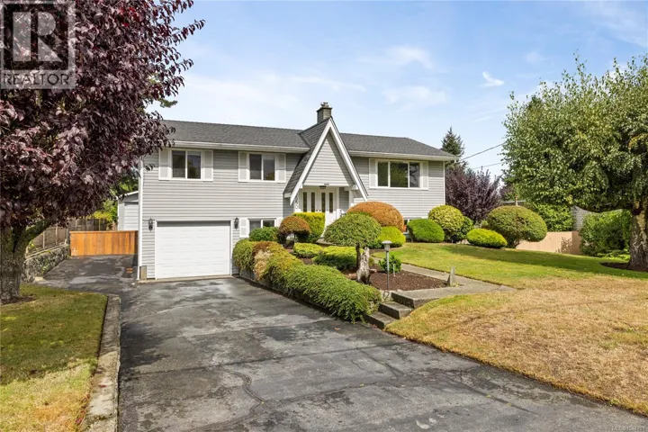 3550 Country Club Dr, Nanaimo, British Columbia V9T1T9