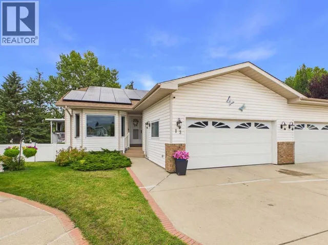 13 Dunn Close, Red Deer, Alberta T4R2M6