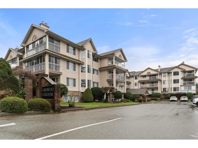 301 2491 GLADWIN ROAD, Abbotsford, British Columbia V2T3N8
