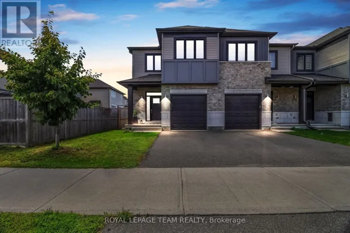 607 EDENWYLDE DRIVE, Ottawa, Ontario K2S2L1