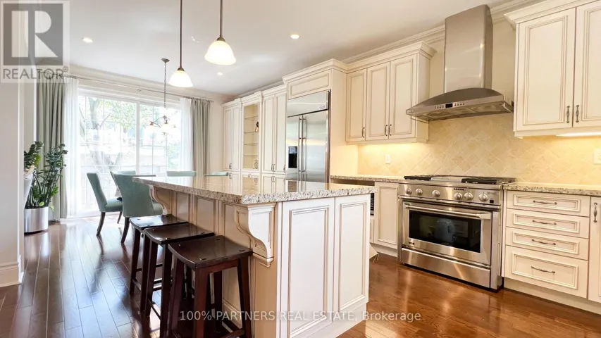 33 EARNSHAW DRIVE, Markham (Victoria Square), Ontario L6C0E4