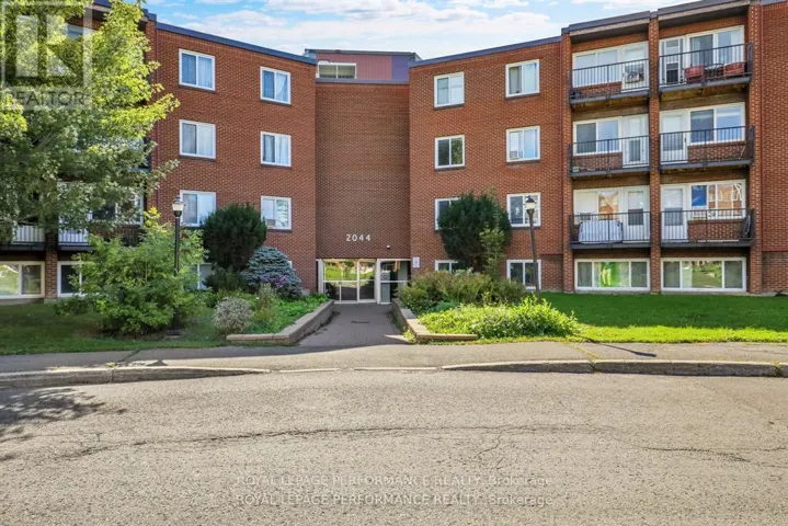 208C - 2044 ARROWSMITH DRIVE, Ottawa, Ontario K1J7V8