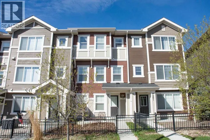 197 Sundown Road, Cochrane, Alberta T4C2M6
