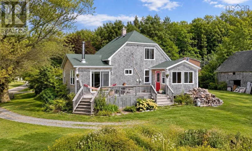1286 CHEMIN MACGARRY Road, Grand Étang, Nova Scotia B0E1L0