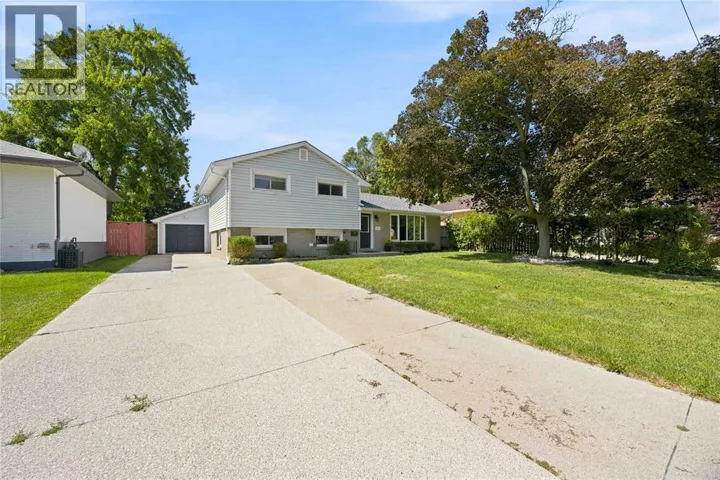 1211 GIFFEL ROAD, Sarnia, Ontario N7S3K3