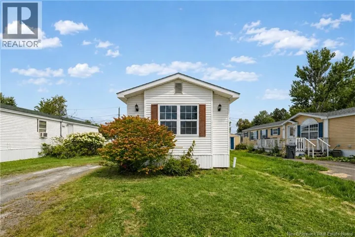 6 Ramsey Street, Lincoln, New Brunswick E3B6W8