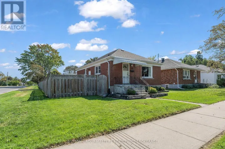 945 VICTORIA STREET, Kingston (East of Sir John A. Blvd), Ontario K7K4T9
