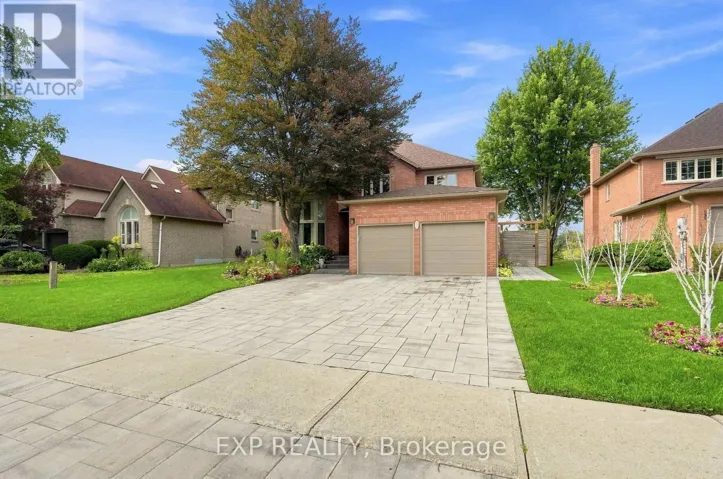 655 CULLER MEWS, Newmarket (Stonehaven-Wyndham), Ontario L3X1V8