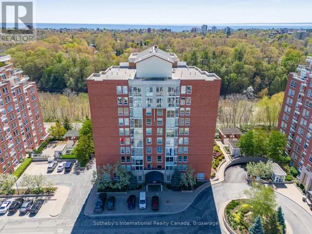 105 - 50 OLD MILL ROAD, Oakville (OO Old Oakville), Ontario L6J7W1