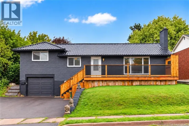 64 Athlone Avenue, Moncton, New Brunswick E1E1S3