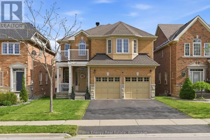 338 DOWSON LOOP, Newmarket (Woodland Hill), Ontario L3X3G3