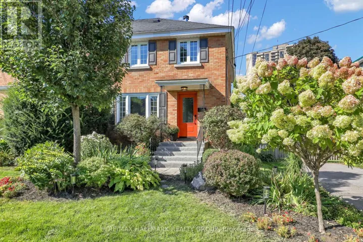 174 COMPTON AVENUE, Ottawa, Ontario K2B5A7
