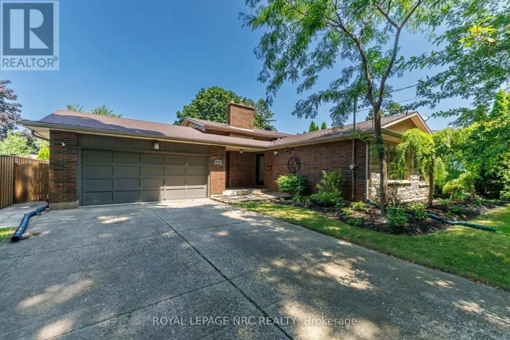 15 BLACK FRIARS ROAD, St. Catharines (Lakeshore), Ontario L2N2M8