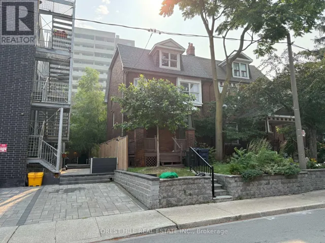63 ALHAMBRA AVENUE, Toronto (High Park-Swansea), Ontario M6R2S4