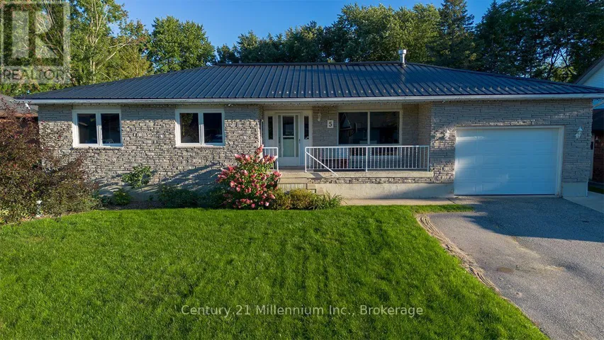 5 MCKEAN BOULEVARD, Clearview (Nottawa), Ontario L0M1P0