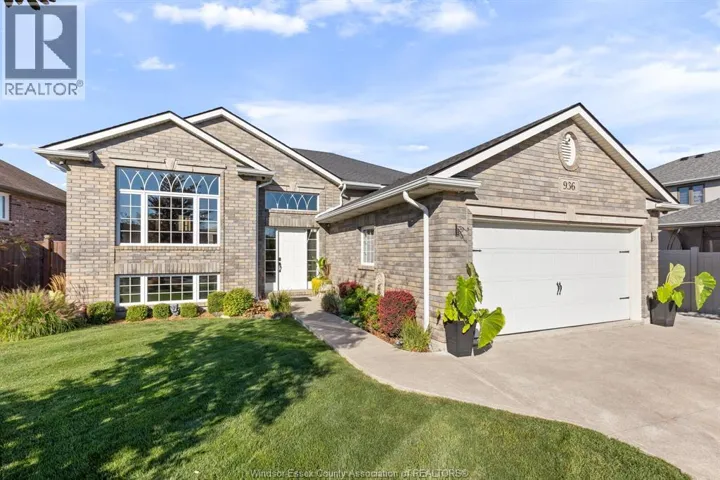 936 DRIFTWOOD, Lakeshore, Ontario N0R1A0