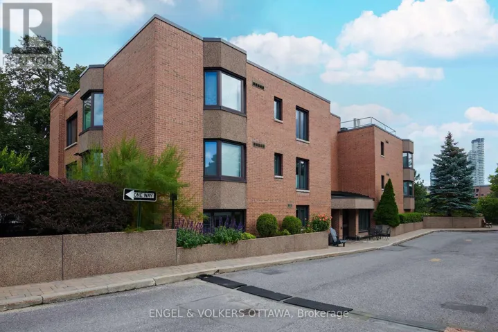 40 - 257 BOTANICA PRIVATE, Ottawa, Ontario K1Y4P8