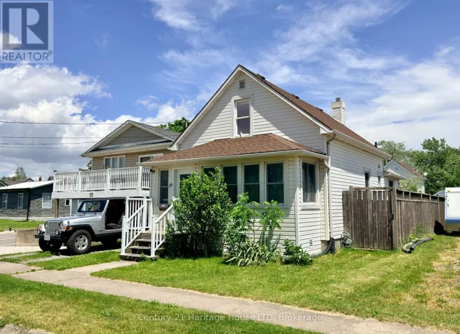 19 SANTONE AVENUE, Welland (Broadway), Ontario L3C2J5