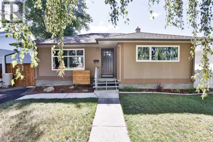 2102 15 Avenue S, Lethbridge, Alberta T1K0X3