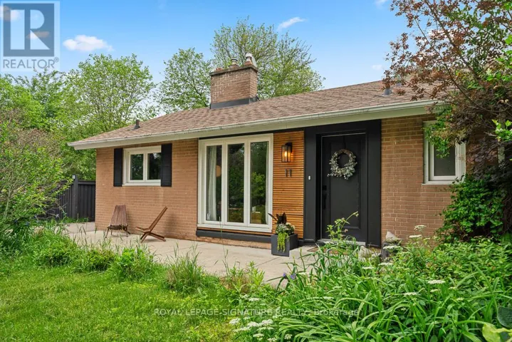 11 YEWFIELD CRESCENT, Toronto (Banbury-Don Mills), Ontario M3B2Y4