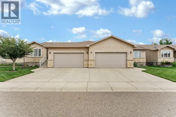 72 Sandstone Place SE, Medicine Hat, Alberta T1B4R9