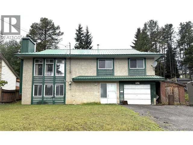907 Alpine Way, Elkford, British Columbia V0B1H0
