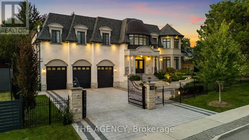 18 SUNCREST DRIVE, Toronto (Bridle Path-Sunnybrook-York Mills), Ontario M3C2L2