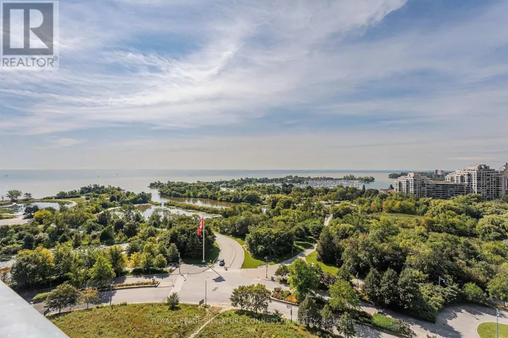 1319 - 30 SHORE BREEZE DRIVE, Toronto (Mimico), Ontario M8V1A1