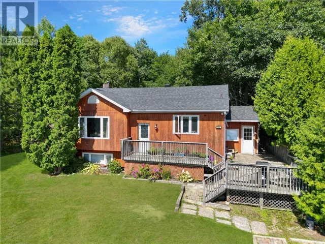 598 Sunnyside Road, Sudbury, Ontario P3G1J6