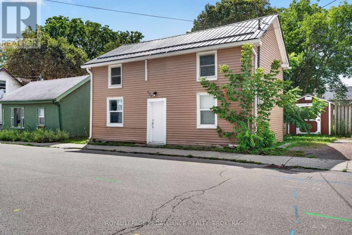 196 YORK STREET, Kingston (East of Sir John A. Blvd), Ontario K7K1R4