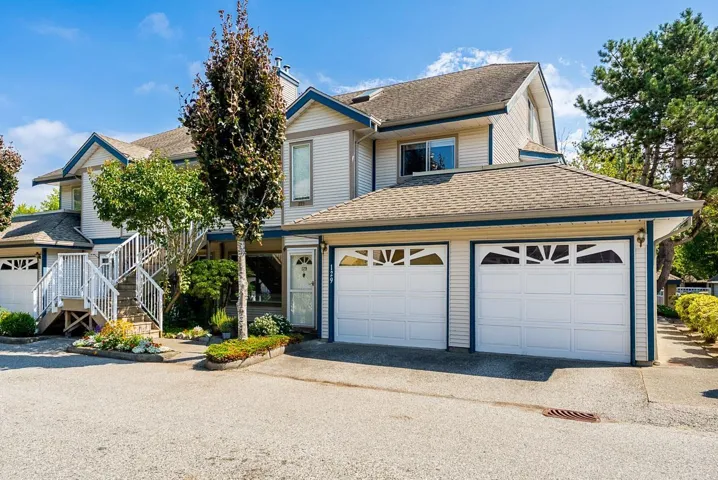 129 7837 120A STREET, Surrey, British Columbia V3W0W9