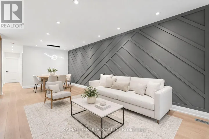 MAIN - 63 WALTER AVENUE, Newmarket (Bristol-London), Ontario L3Y2T4