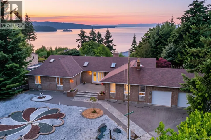 131 Melvin Cres, Bowser, British Columbia V0R1G0