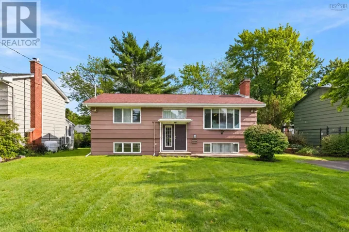 68 Flamingo Drive, Clayton Park, Nova Scotia B3M1T1