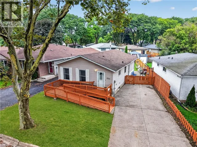 6231 JOHNSON Drive, Niagara Falls, Ontario L2J3J6