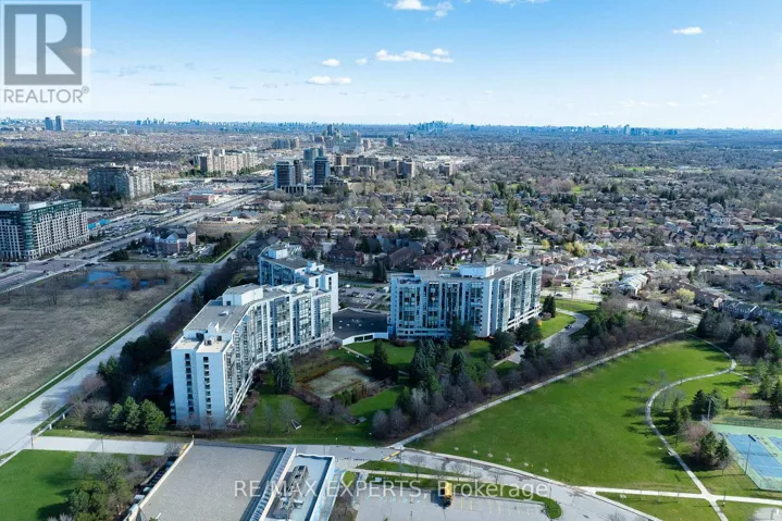 PH01 - 30 HARDING BOULEVARD W, Richmond Hill (North Richvale), Ontario L4C9M3