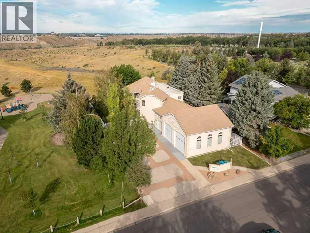1606 Scenic Heights S, Lethbridge, Alberta T1K1N5